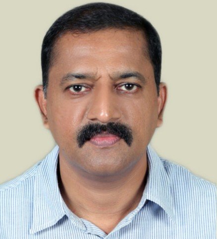 Sadique M